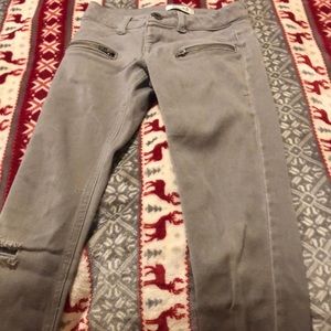 Mudd women’s 8 gray zipper pants